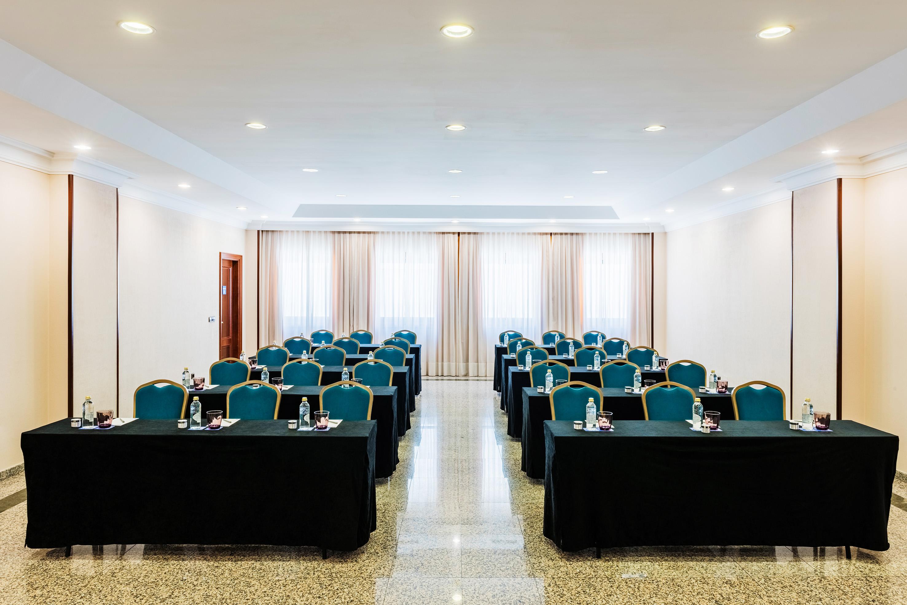 Hotel Santiago Plaza Affiliated By Melia Santiago de Compostela Exterior photo