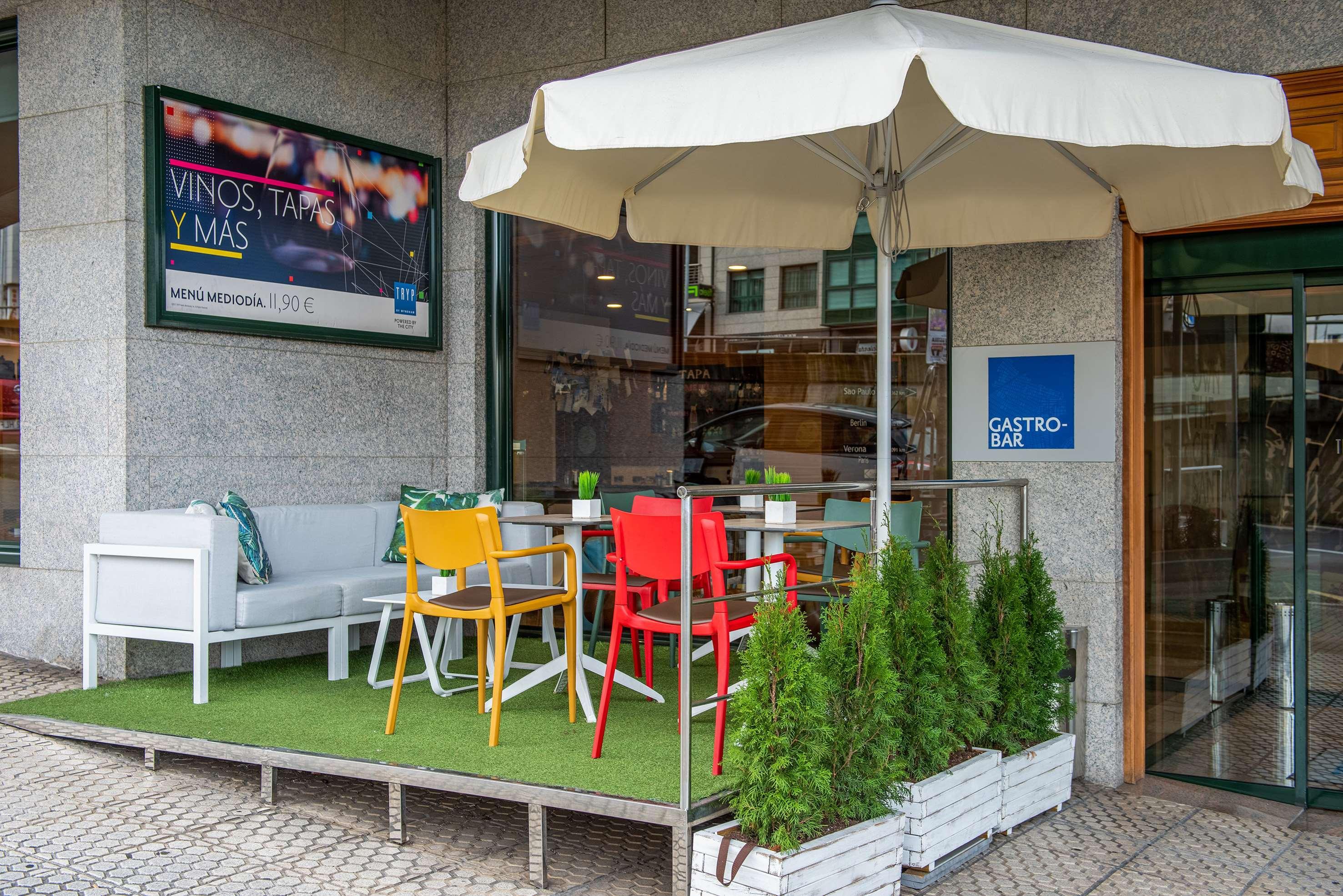 Hotel Santiago Plaza Affiliated By Melia Santiago de Compostela Exterior photo
