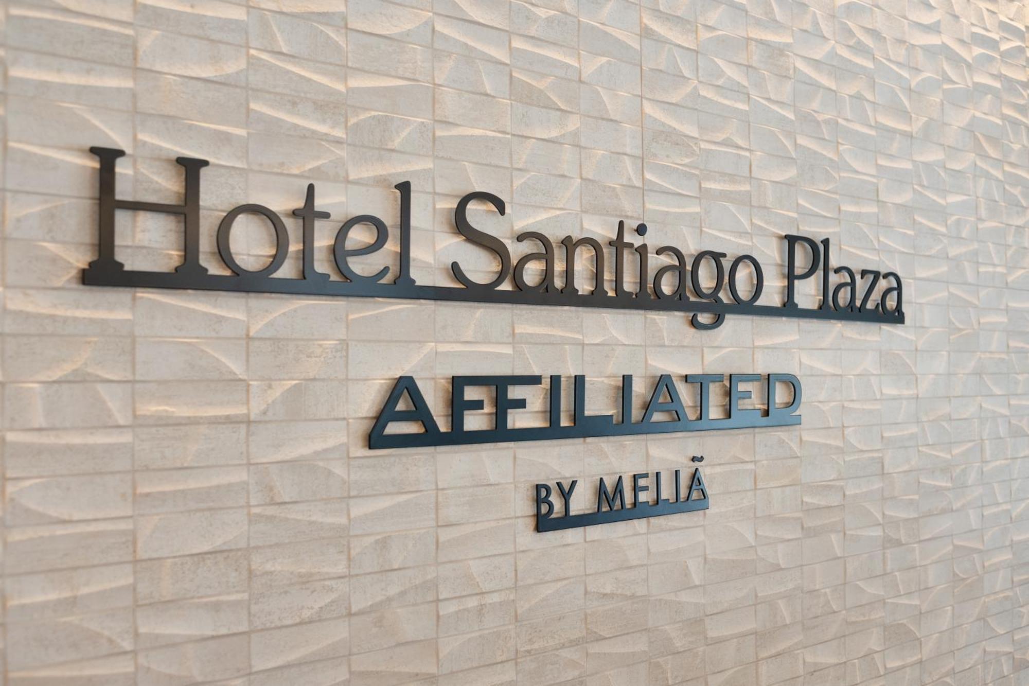 Hotel Santiago Plaza Affiliated By Melia Santiago de Compostela Exterior photo